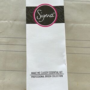 Sigma beauty make me classy essential kit professional brush collection